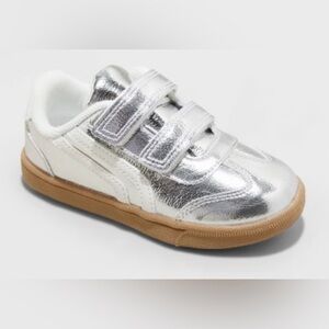 Cat & Jack - Toddler Dakota
Retro Court Sneakers - Silver, 6T